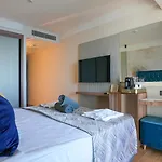 Ada Port Adults Only Hotel *