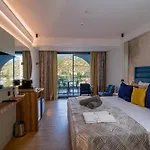 Ada Port Adults Only Hotel *