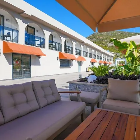 Ada Port Adults Only Otel