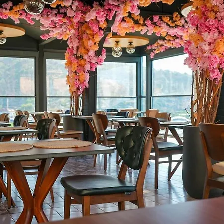 호텔 Ada Port Adults Only